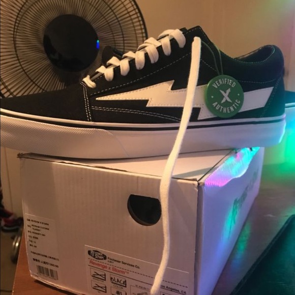 Revenge x storms - Picture 1 of 2